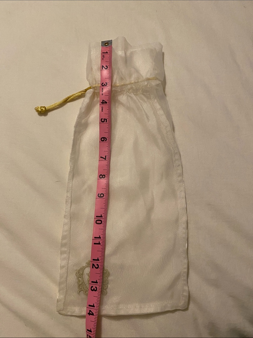 Victoria's Secret Satin Mesh Drawstring Pouch with Gold Crest - Vintage - Picture 2 of 2